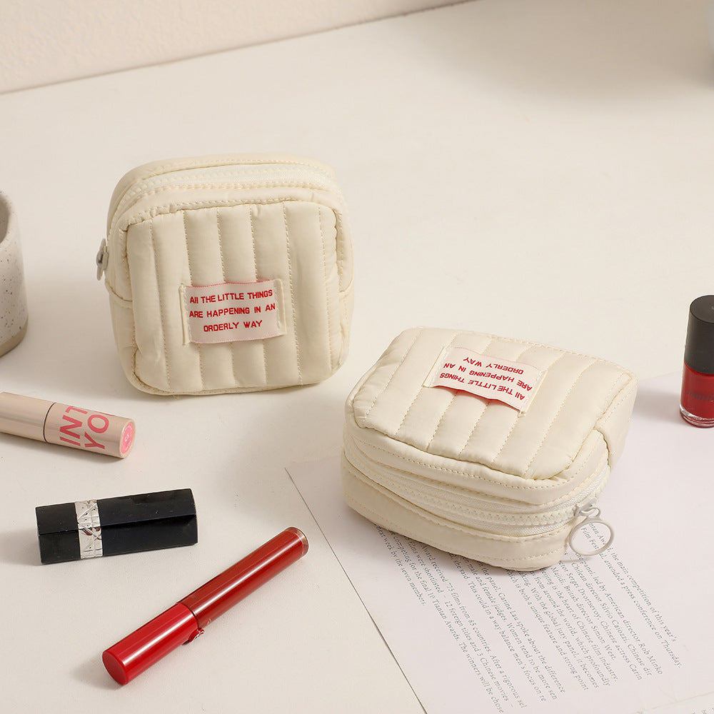 Korean-style Minimalist Square Small Makeup Bag, Student Niche Earphone Coin Purse, Girl's Portable Lipstick Storage Bag