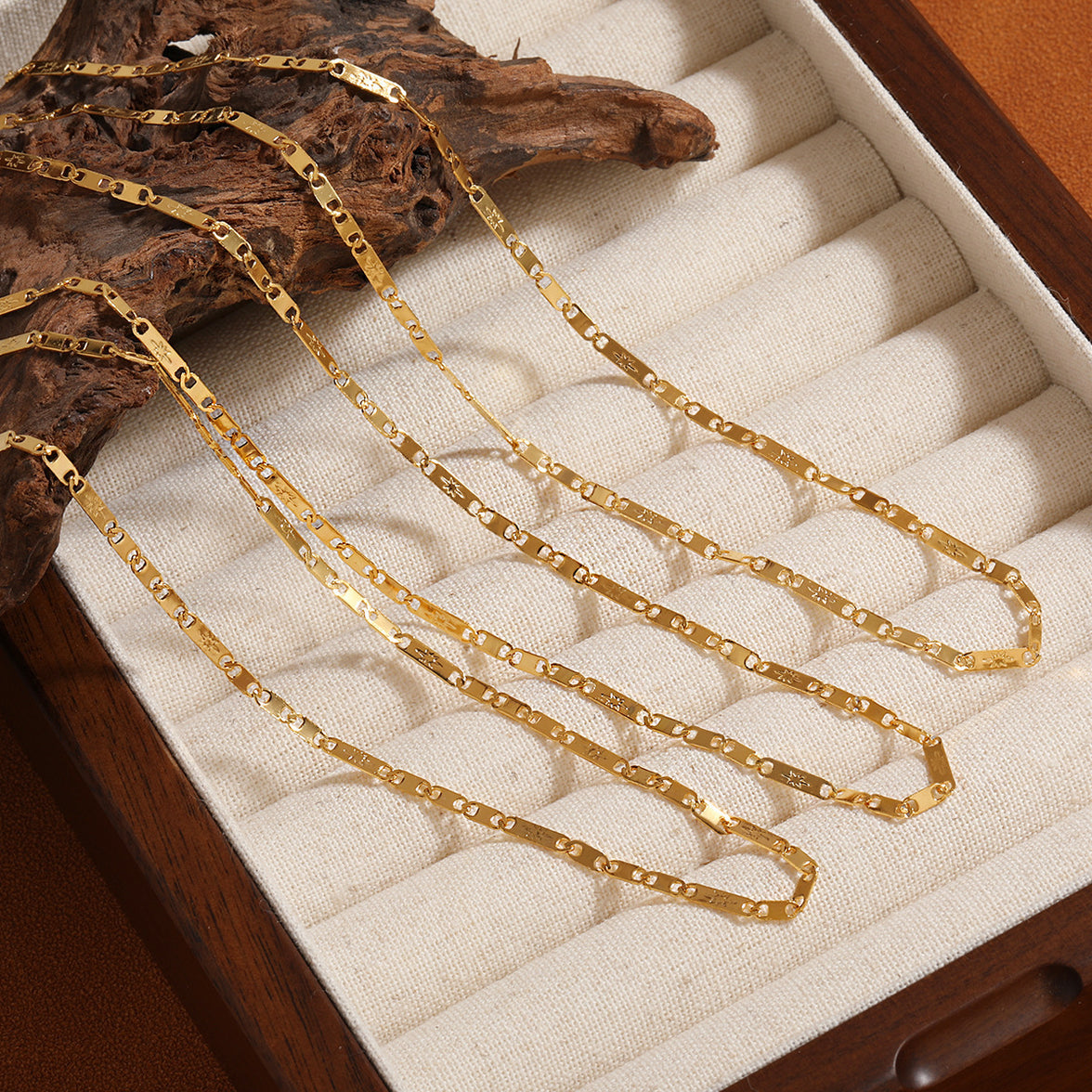 Simple Niche Hammer Pattern Personality Necklace