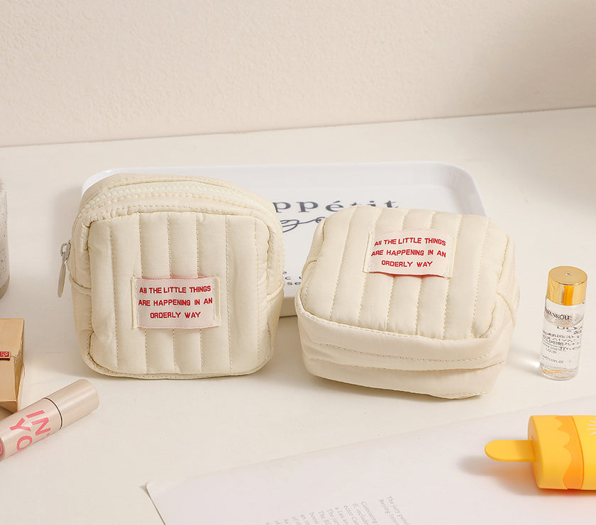 Korean-style Minimalist Square Small Makeup Bag, Student Niche Earphone Coin Purse, Girl's Portable Lipstick Storage Bag