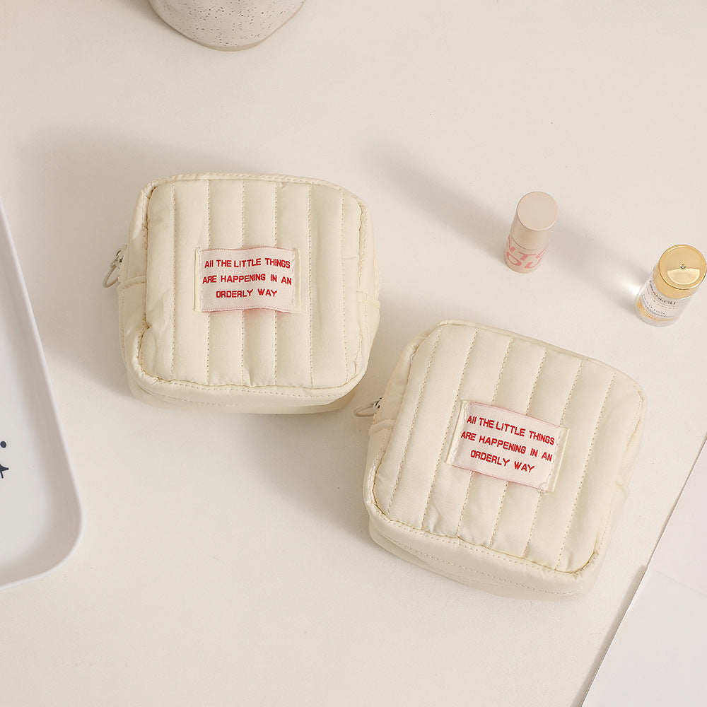 Korean-style Minimalist Square Small Makeup Bag, Student Niche Earphone Coin Purse, Girl's Portable Lipstick Storage Bag