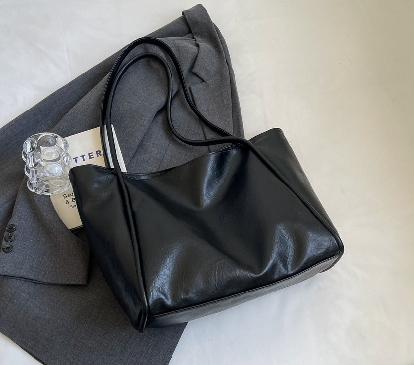 Soft Leather Shoulder Bag Large Capacity Commuter Totes Shopping Travel Bags For Women