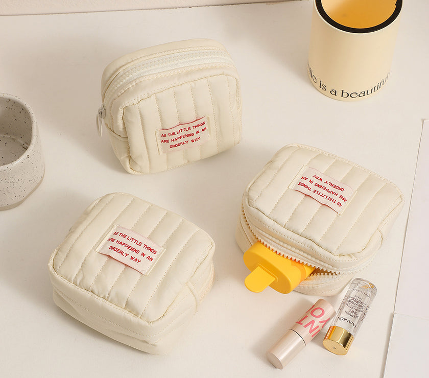 Korean-style Minimalist Square Small Makeup Bag, Student Niche Earphone Coin Purse, Girl's Portable Lipstick Storage Bag