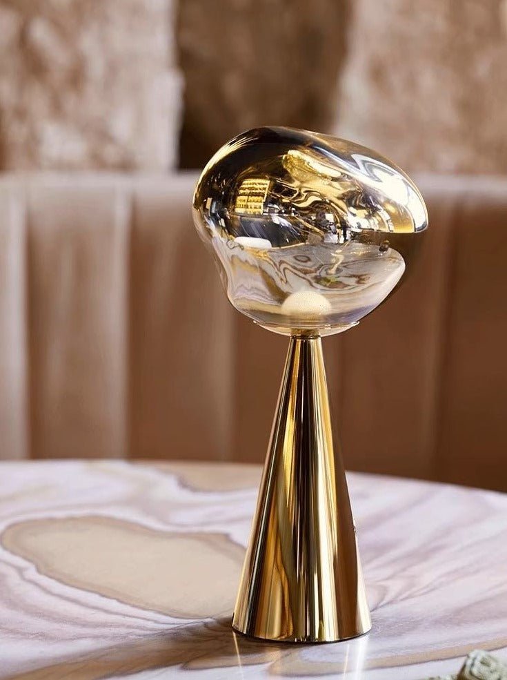 مصباح طاولة LED قابل للتعتيم محمول من Melt - مصباح سرير عصري نورديك 