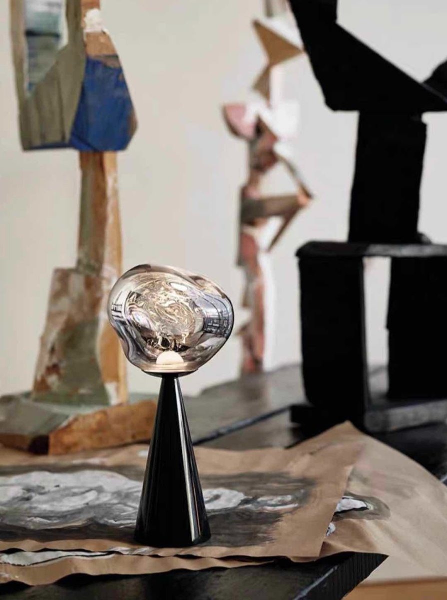 مصباح طاولة LED قابل للتعتيم محمول من Melt - مصباح سرير عصري نورديك 