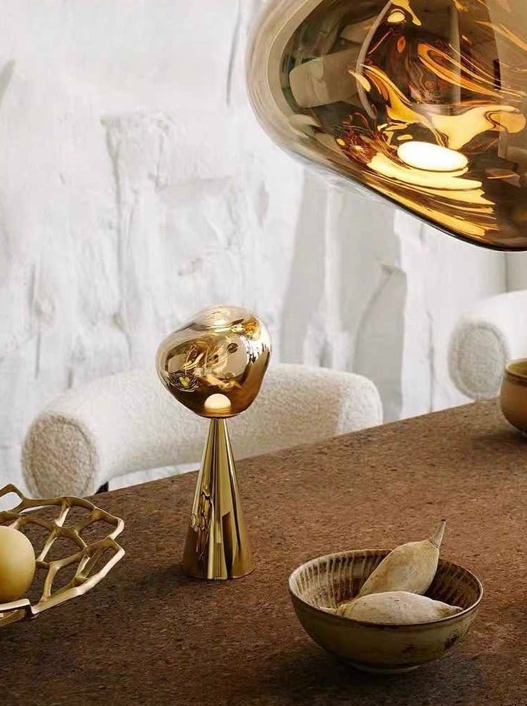 مصباح طاولة LED قابل للتعتيم محمول من Melt - مصباح سرير عصري نورديك 