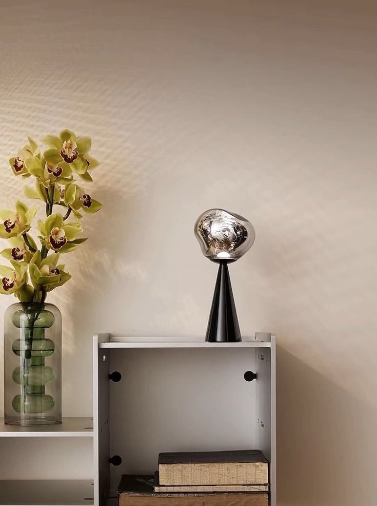 مصباح طاولة LED قابل للتعتيم محمول من Melt - مصباح سرير عصري نورديك 